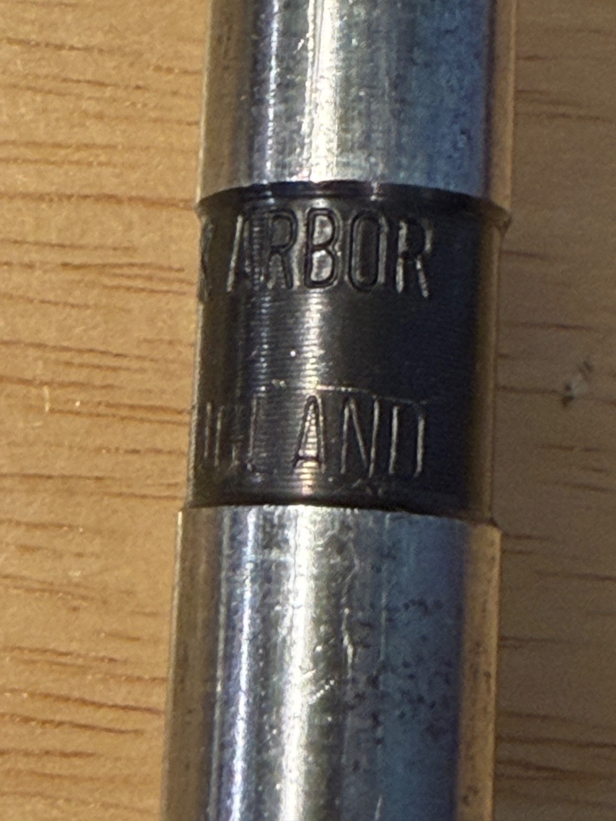 Jacobs 8-1/2N 2SJT Ball Bearing Super Chuck 0-1/4″ Cap 1/2” Shank & Key – NEW