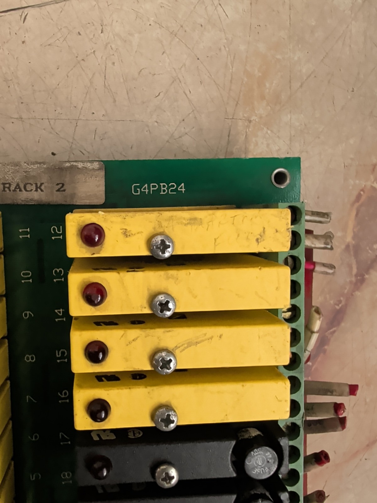 OPTO 22 G4PB24 TERMINAL BOARD W/ (16) G4IAC5 INPTUT (8) G40AC5 OUTPUT MODULES