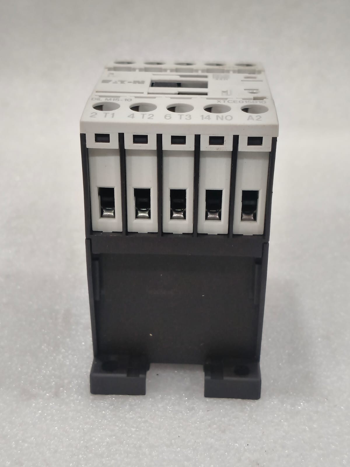 EATON DILM15-10 XTCE015B10E2 POWER CONTACTOR 20AMP VOLTAGE 110VAC FAST SHIPPING