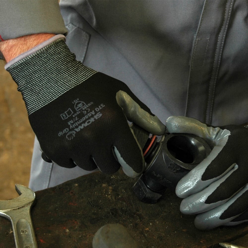 6 PAIRS – SHOWA ATLAS FIT 370B BLACK NITRILE WORK GLOVES – FREE SHIPPING!