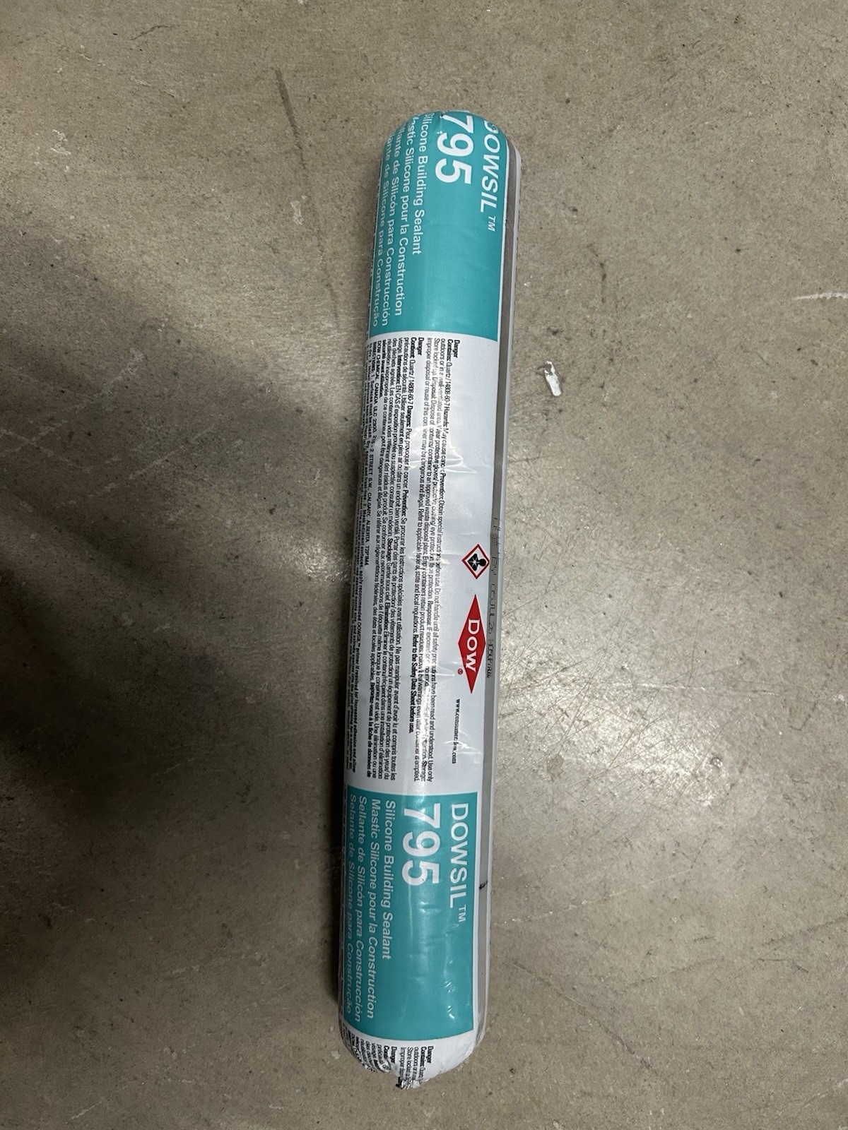 Dowsil 795 Silicone Building Sealant Sausage Pack 591 mL (20 fl oz) 1 unit