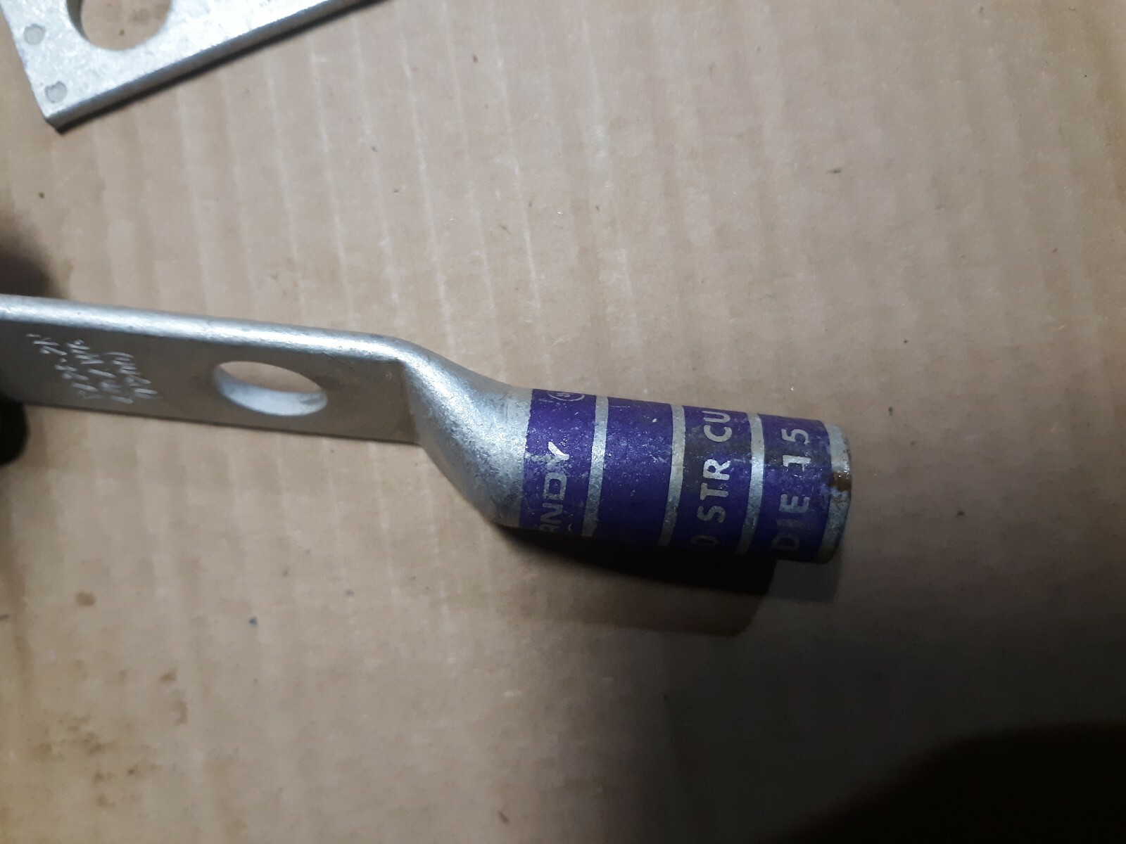 Burndy YA28-2N 4/0 AWG purple die 15 compression lug Lot of 2