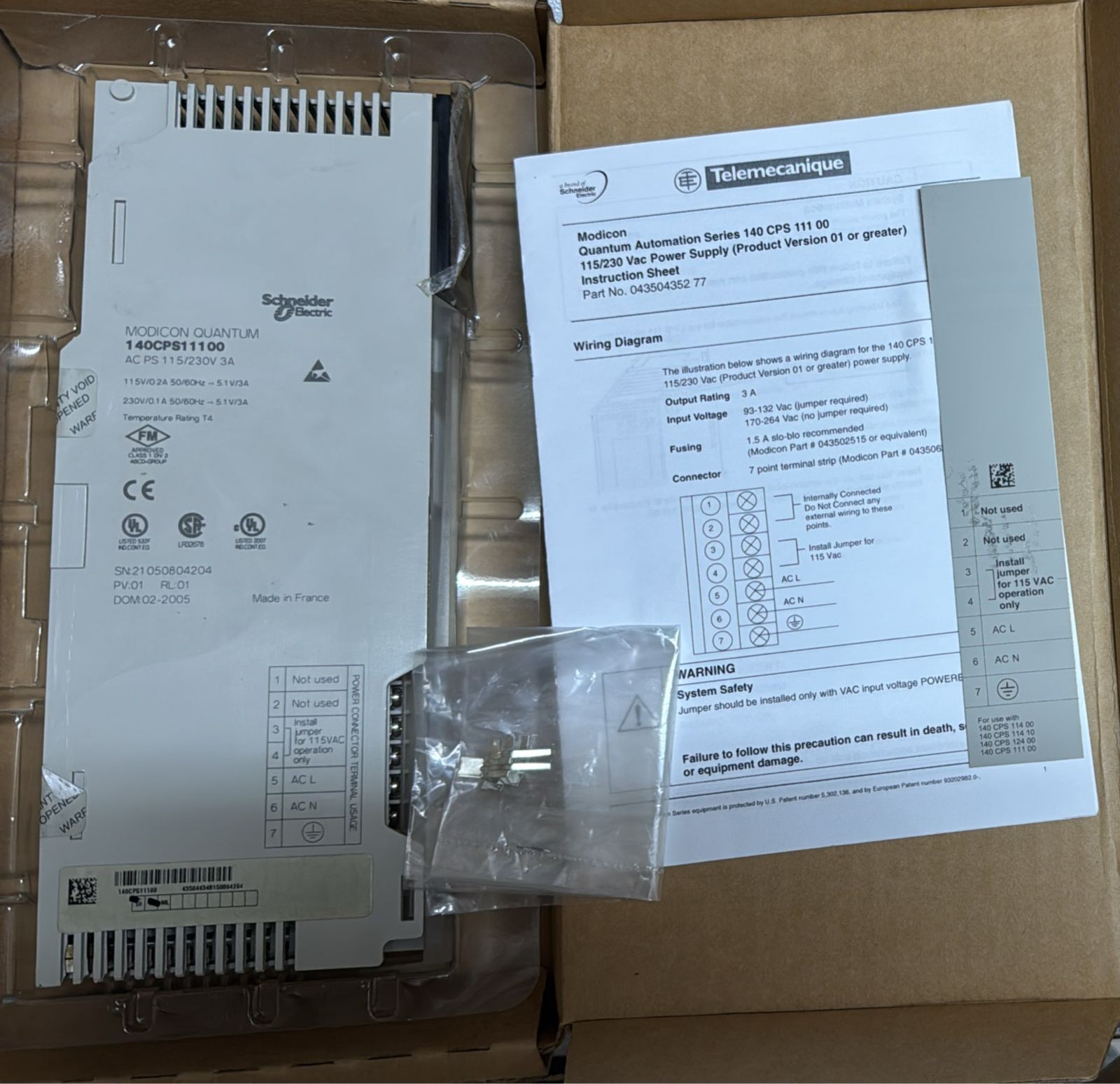 Schneider Electric 140CPS11100 NEW Modicon Power Supply 140-CPS-111-00