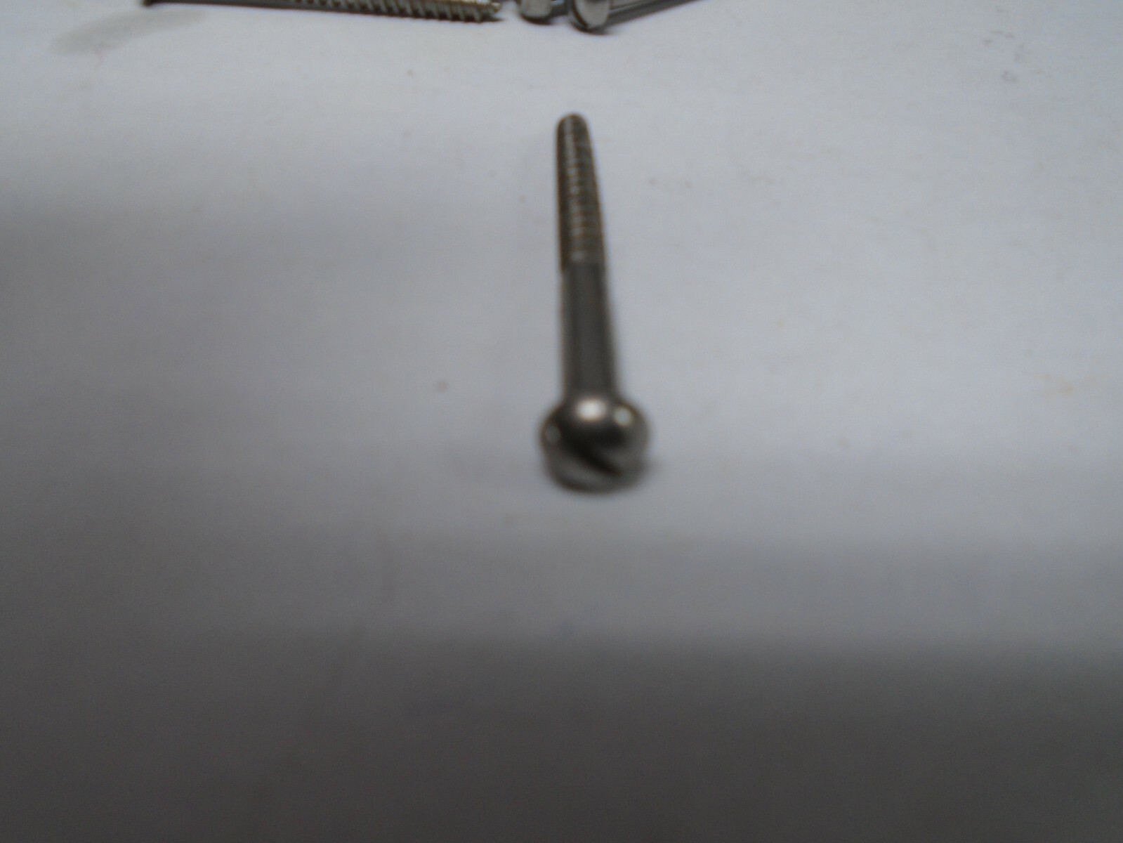 Wood Screws #8 x 1-3/4 Slotted Round Head Steel Lot of 100 #3019