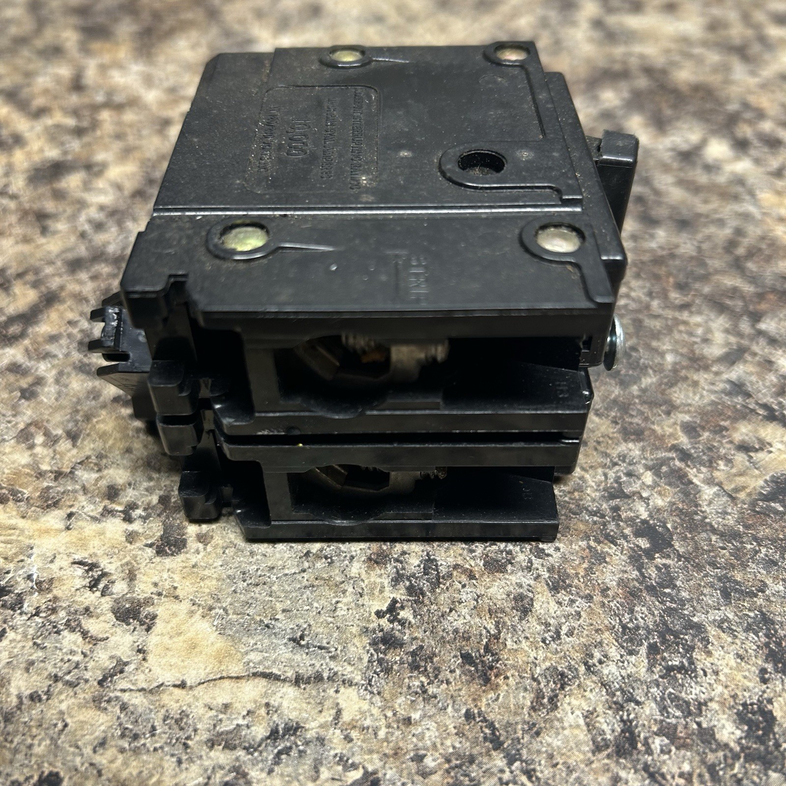 100A 2-pole Eaton Cutler Hammer type BR2100 Circuit Breaker 120/240V Common Trip