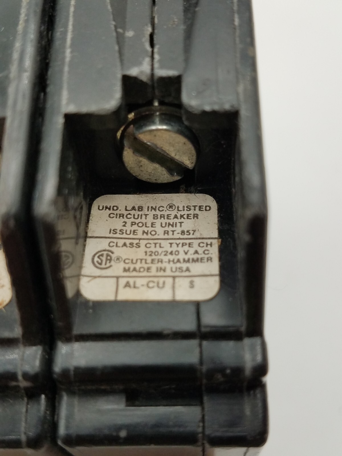 Cutler Hammer CH230 Circuit Breaker 30A 120/240V 2P 30 Amp Plug In Used