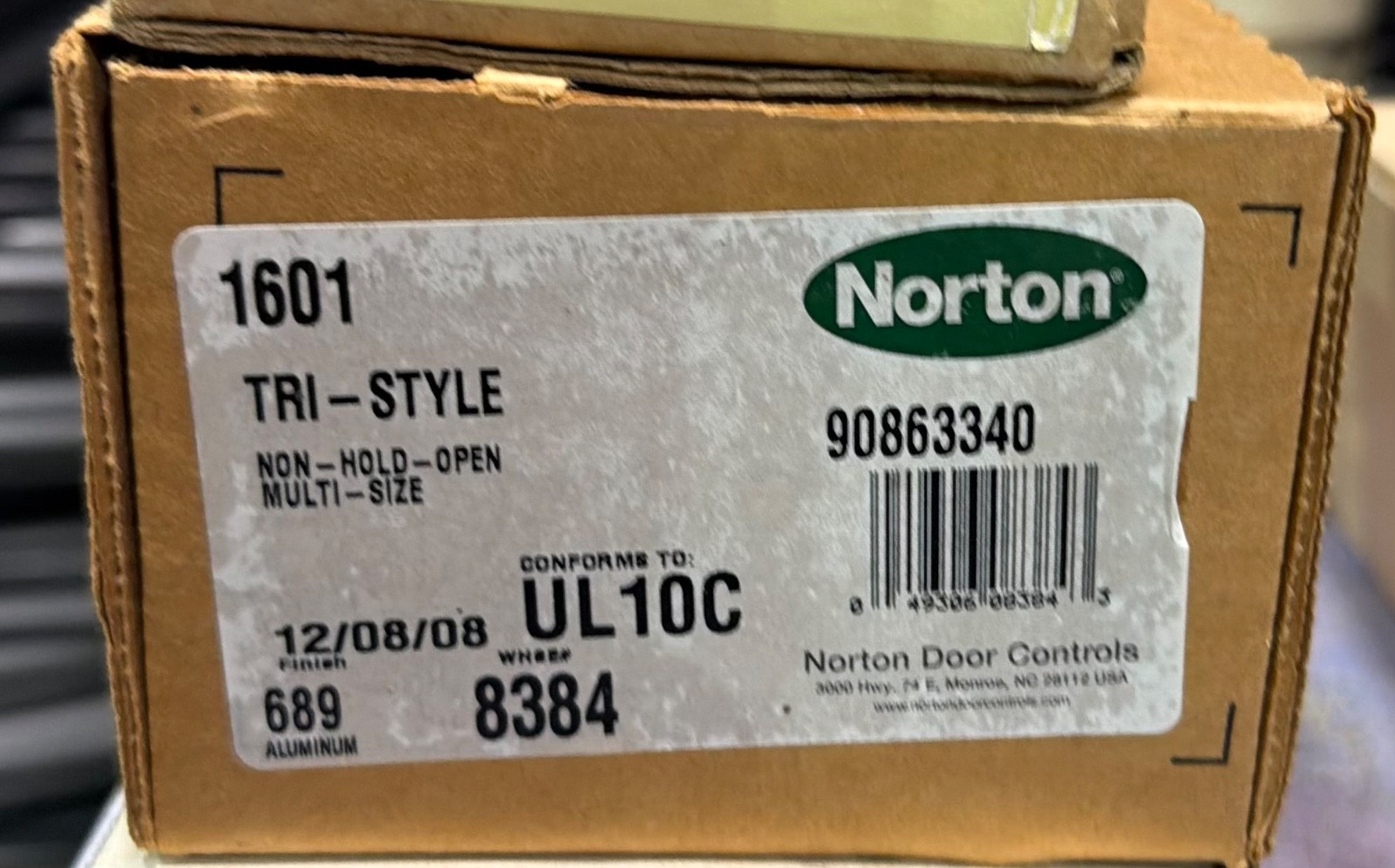 Norton 1601 tri style door closer 8384 90863340 non-hold-open multi-size 689 alu