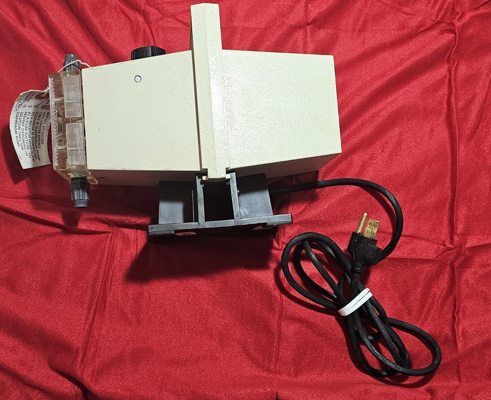 Wallace & Tiernan 94-100 Metering Pump 115VAC 0.9A 100 Psi 20 GPD