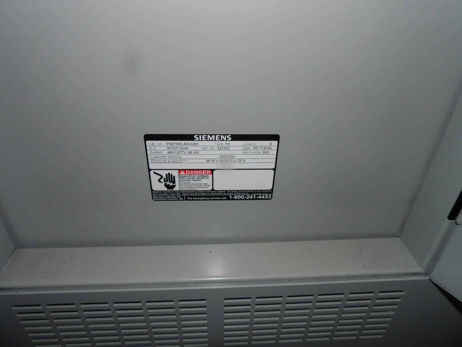 NOS Siemens P5E75ML800ABS Type p5 800A 480Y/277V 3 Phase 4 Wire Panelboard +…