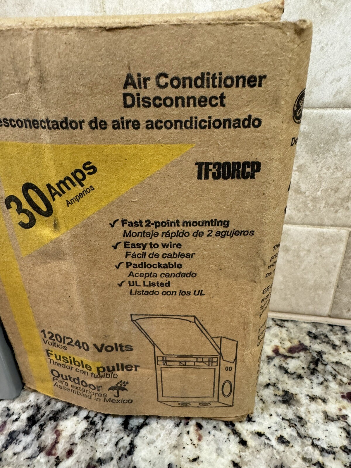 GE TF30RCP Air Conditioner Disconnect [30-Amp 120/240Volt Fused] New Wow