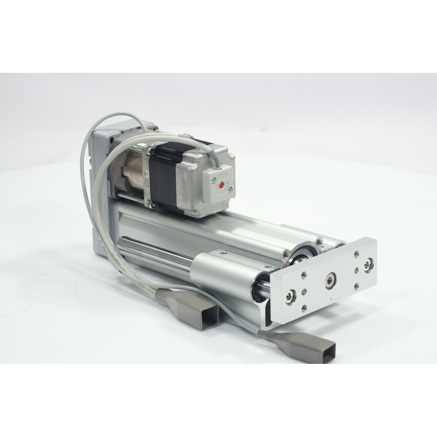 SMC LEYG32LB-100B-R5CP18 Actuator NEW NFP