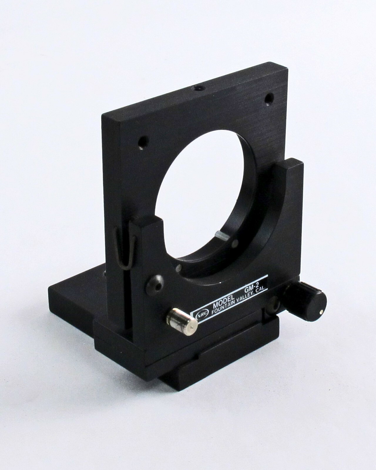 NRC / Newport GM-2 Gimble Mount 2-Axis for 2″ Mirrors on BP-3
