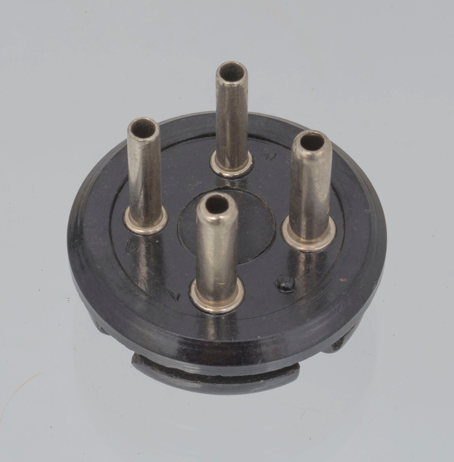 Amphenol 86-CP4 4-pin Connector Plug INCLUDES RETAINING RING