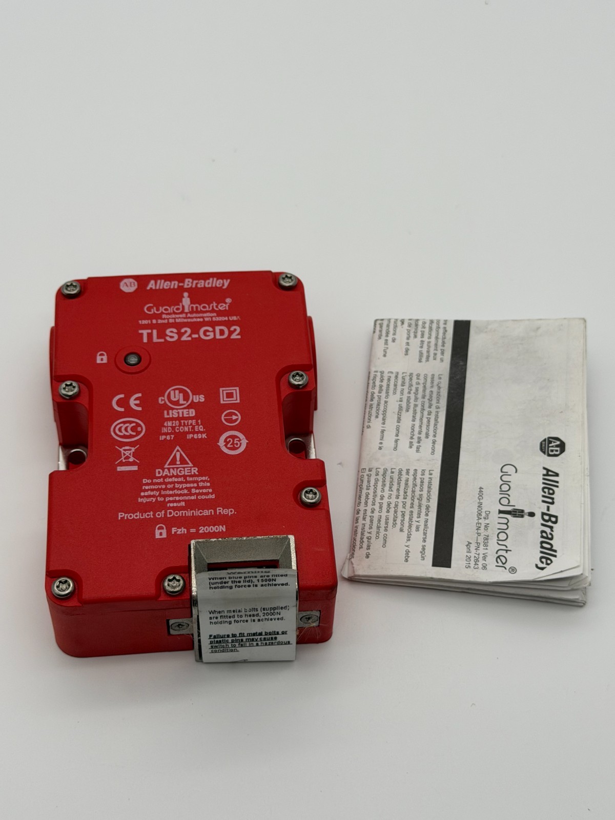 Allen Bradley 440G-T27175 Guardmaster Locking Safety Guard Switch 24VAC/DC Ser C