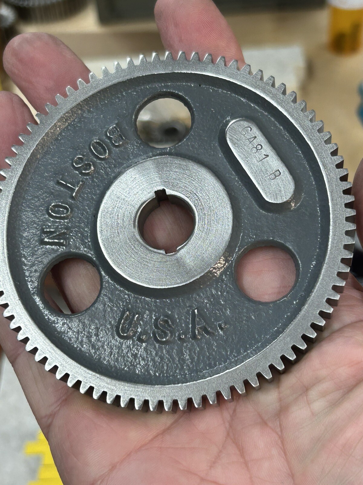 QTY 1 BOSTON GEAR GA81B CAST IRON CHANGE GEAR 20 PITCH 81 TEETH 5/8” BORE