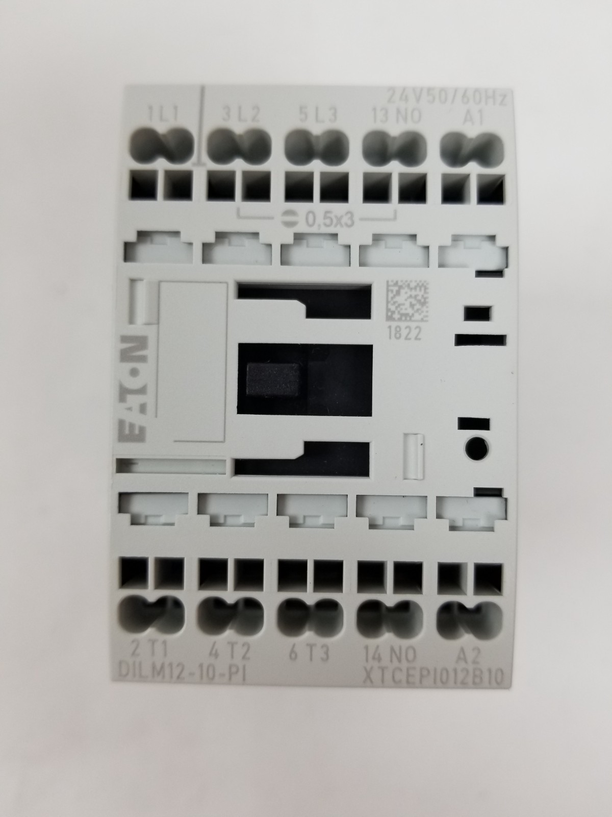 EATON DILM12-10-PI Contactor 24VDC 50/60Hz 3-Pole 12A NEW
