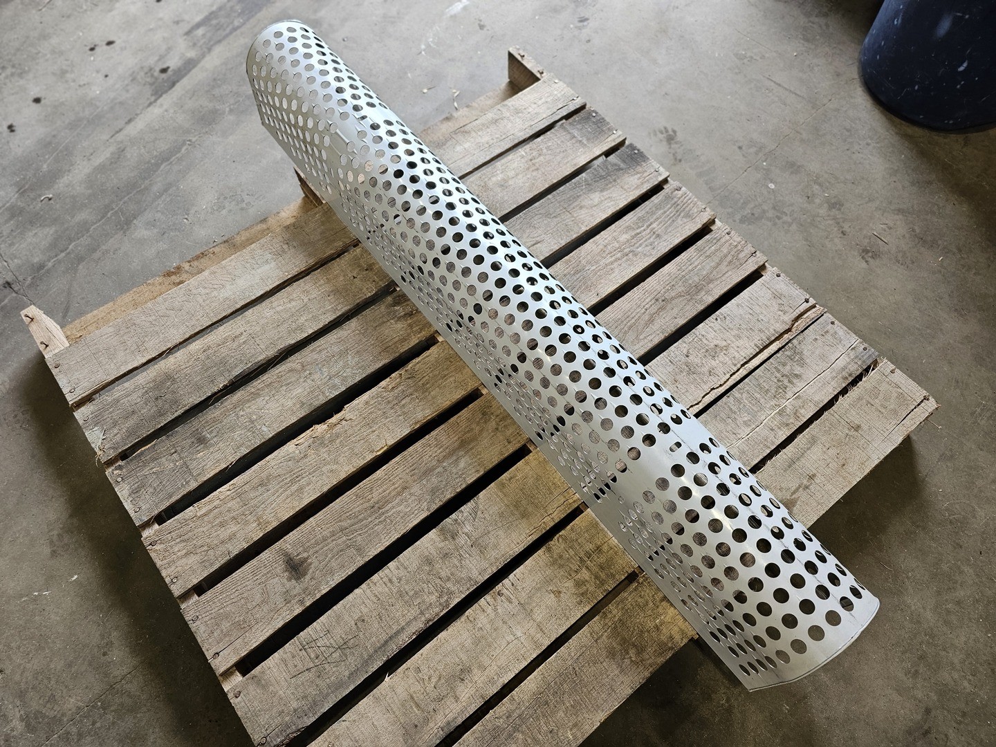 SURPLUS NEW PACCAR M46-1197 Exhaust Shield – Parts & Components
