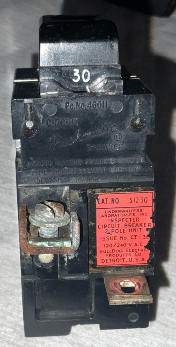 Pushmatic Bulldog 31230 Circuit Breaker 2P 30A 120/240VAC Electrical P230 READ