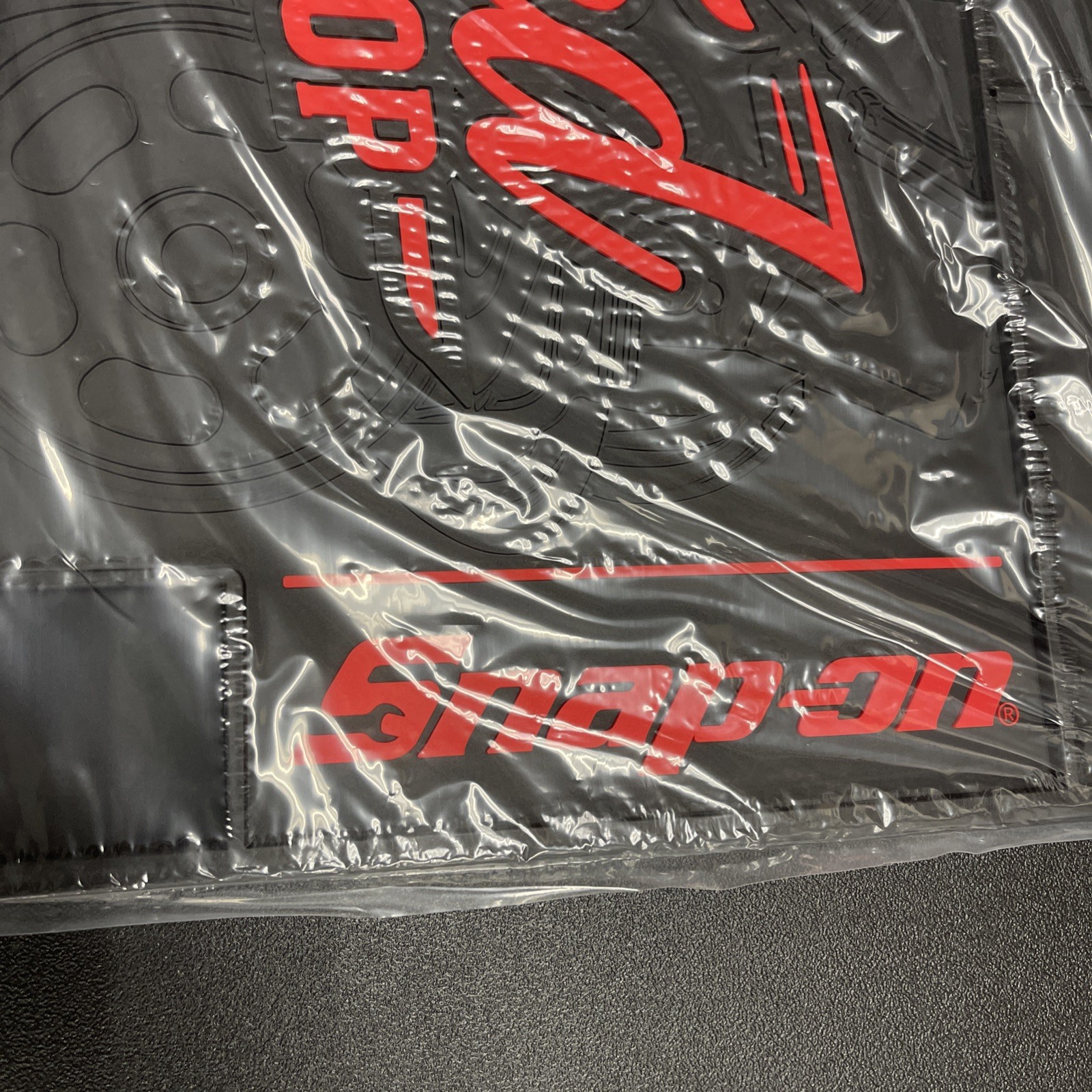 Snap-on Bench Top Mat 16×24 “The Speed Shop” NEW. Thick Rubber Mat