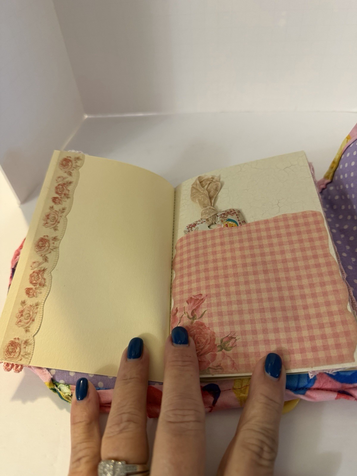 Handmade Junk Journal Beautiful Butterfly Material Measures 6.5×5.5 – Eclectic