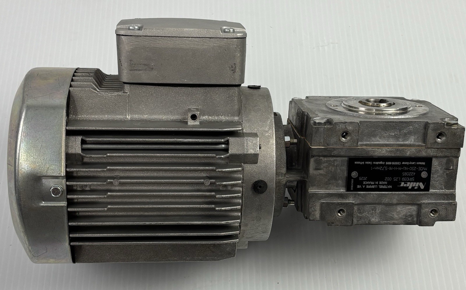 Nidec Leroy-Somer LS71M/T 0.12kW Motor with MYOE-250 Gear Reducer 3-Phase 23