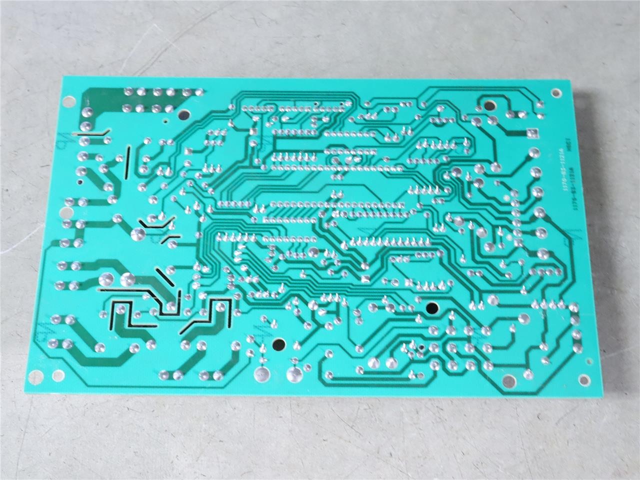 YORK 1170-112 Furnace Control Ignition Circuit Board SOURCE 1 112 872670