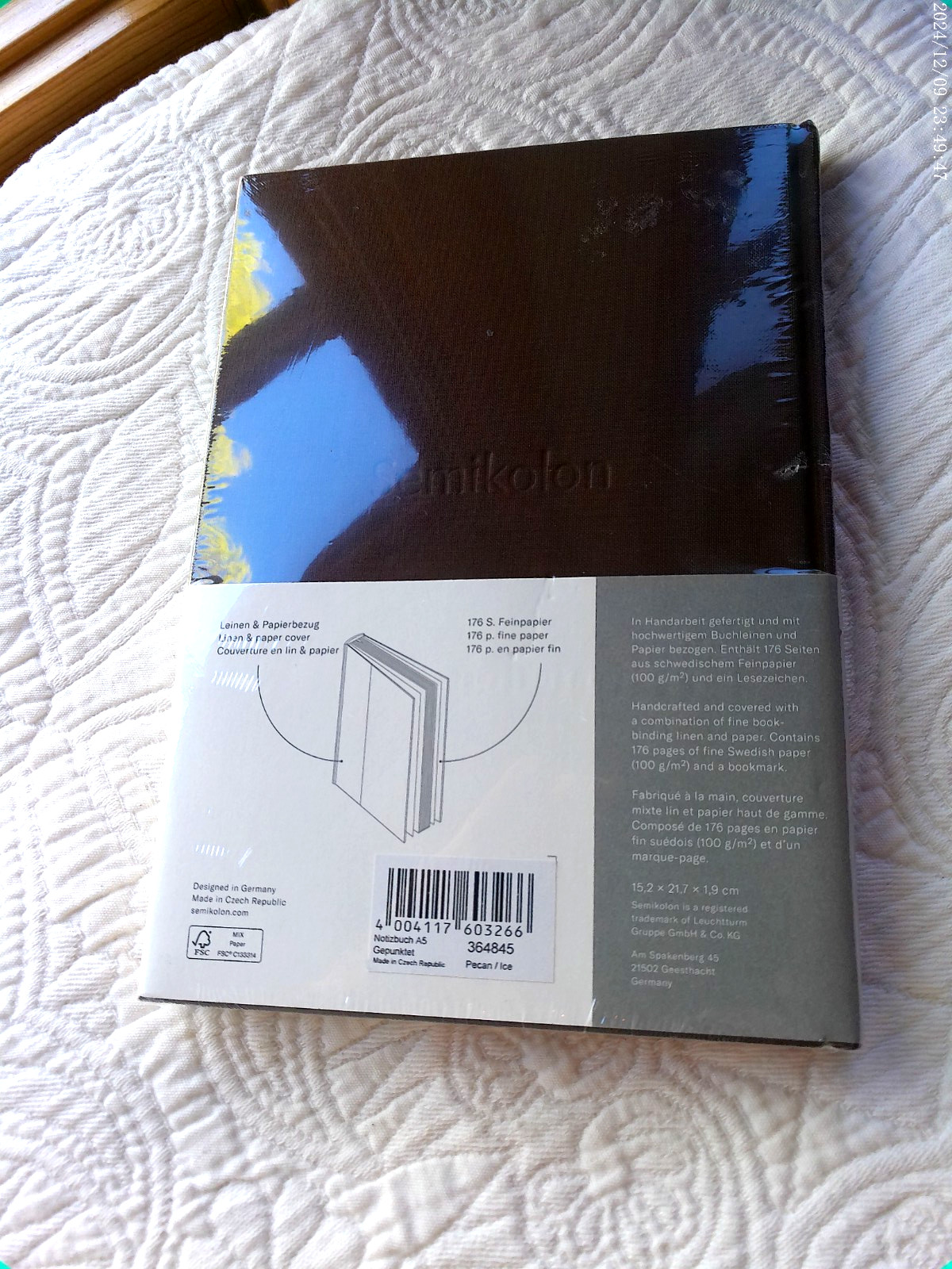 SEMIKOLON CUTTING EDGE DOTTED NOTEBOOK A5 NEW SEALED 176 PAGE FINE SWEDISH PAPER