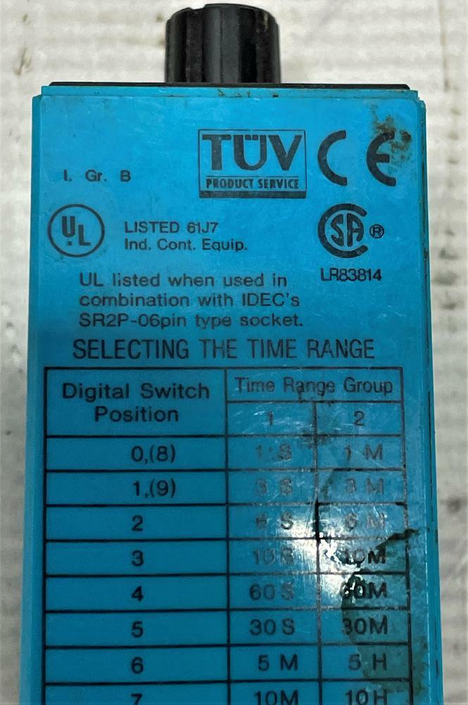 IDEC RTE-P11 Electronic Timer 120VAC
