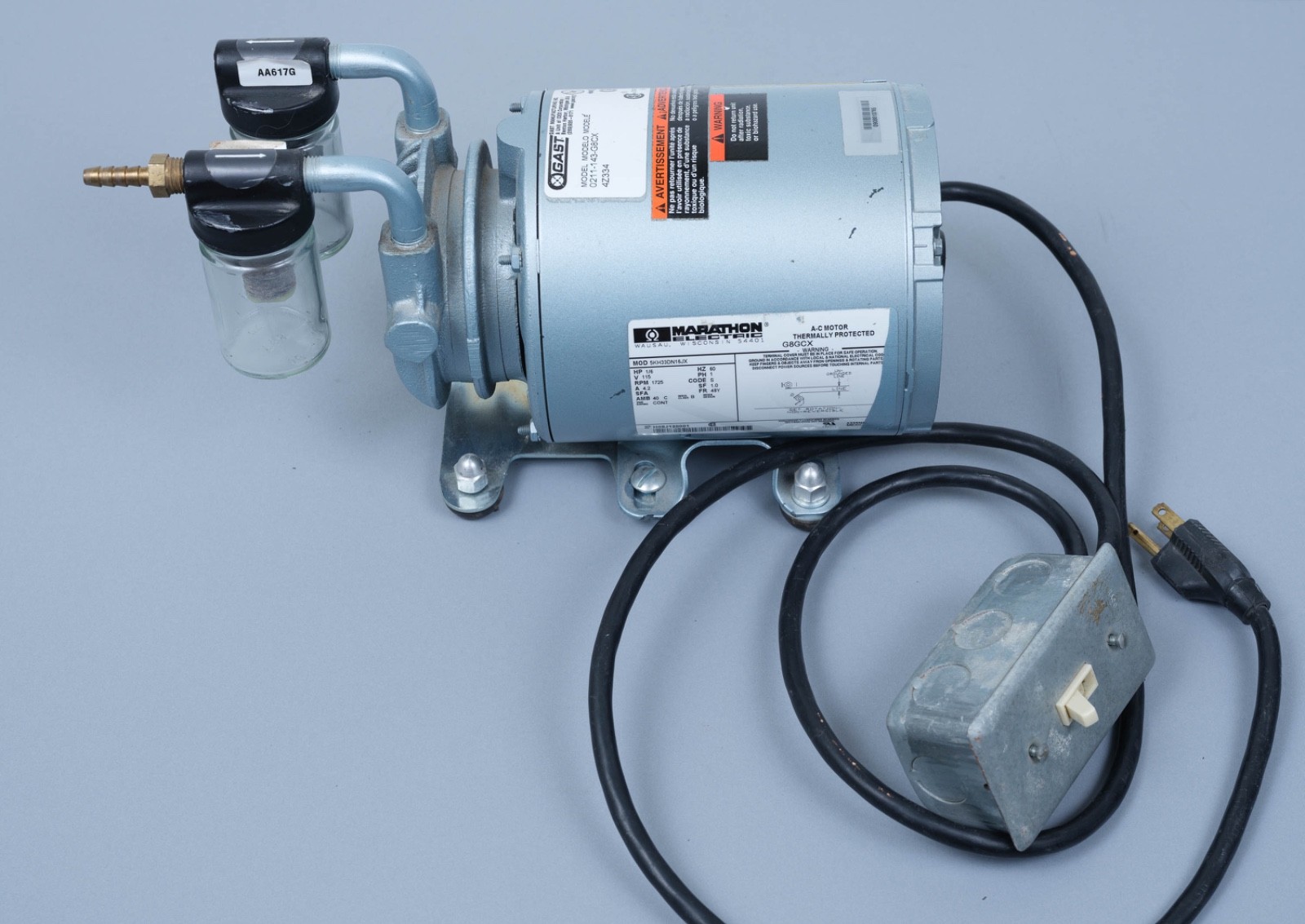 GAST Vacuum Pump 0211-143-G8CX – Excellent Working Condition