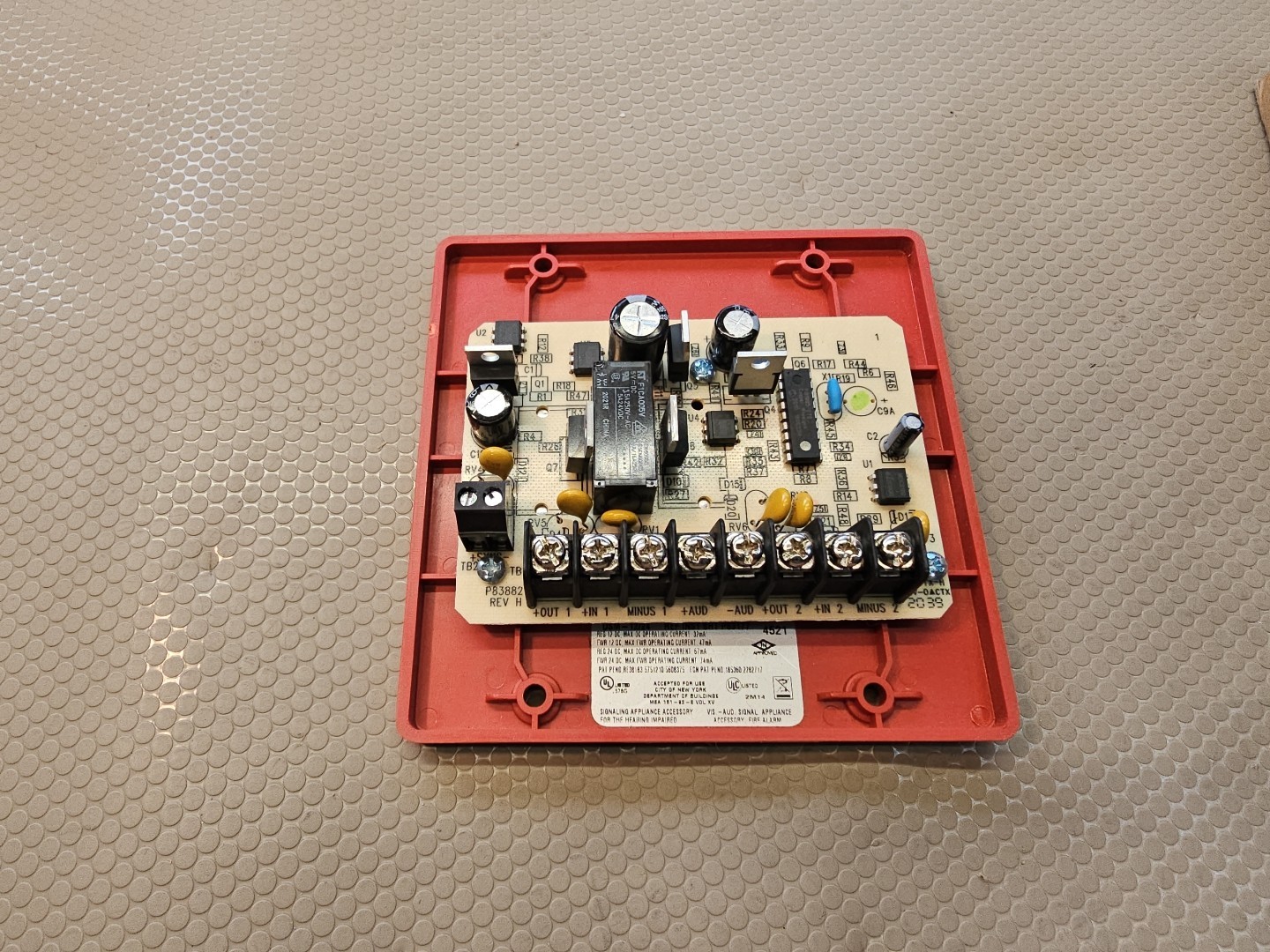 EATON Wheelock DSM-12/24-R Dual Sync Fire Alarm Module – Red