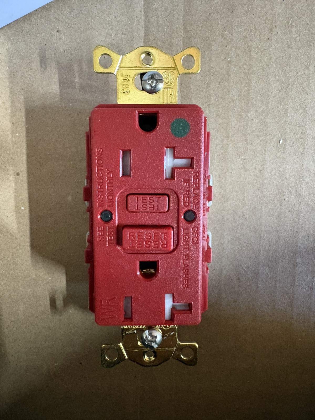 HUBBELL GFTWRST83SNAPR GFCI Rceptcle,Hspital,Red,20A,