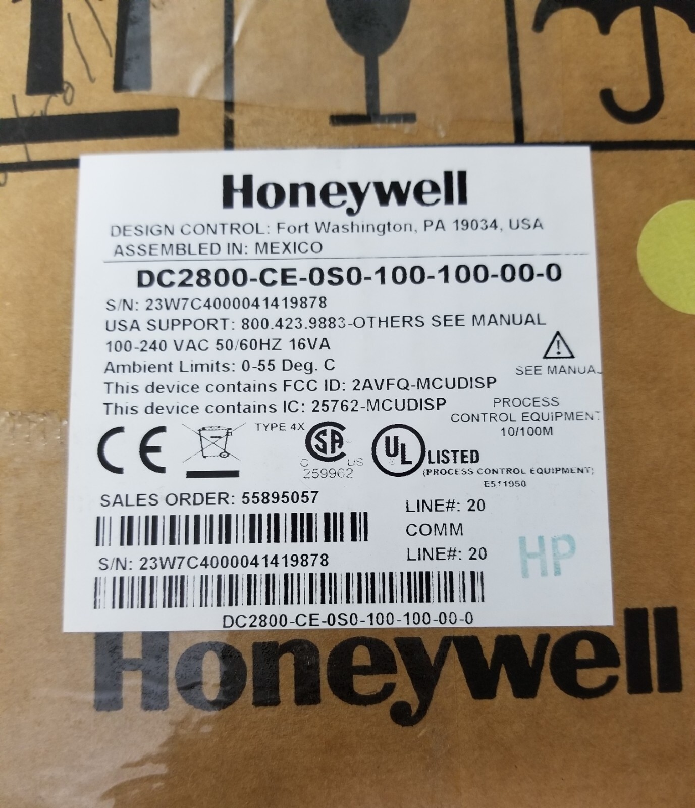 Surplus NEW HONEYWELL UDC2800 /DC2800-CE-0S0-100-100-00-0 Temp Controller