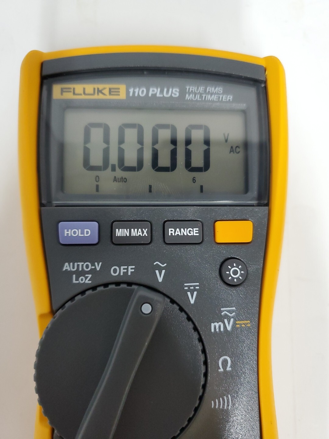 FLUKE 110 PLUS TRUE RMS MULTIMETER 10 Amp 600 Volt Cat III