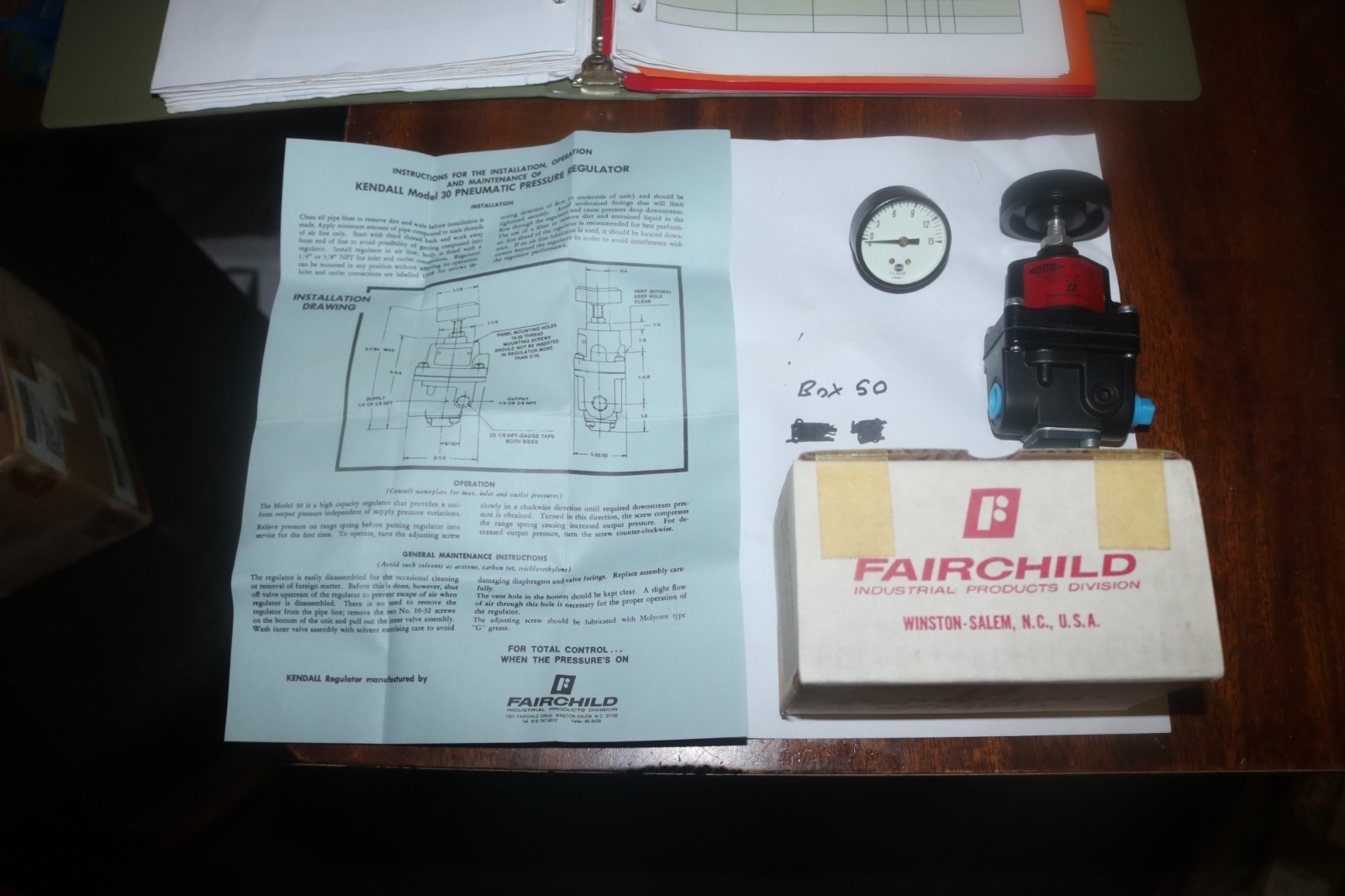 NOS Fairchild Kendall pneumatic pressure regulator model 30 0-10 PSI