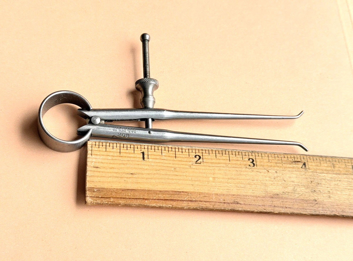 Brown & Sharpe Mfg. Co. No.802 Inside Calipers w/Round Legs; 4” Size & Capacity.