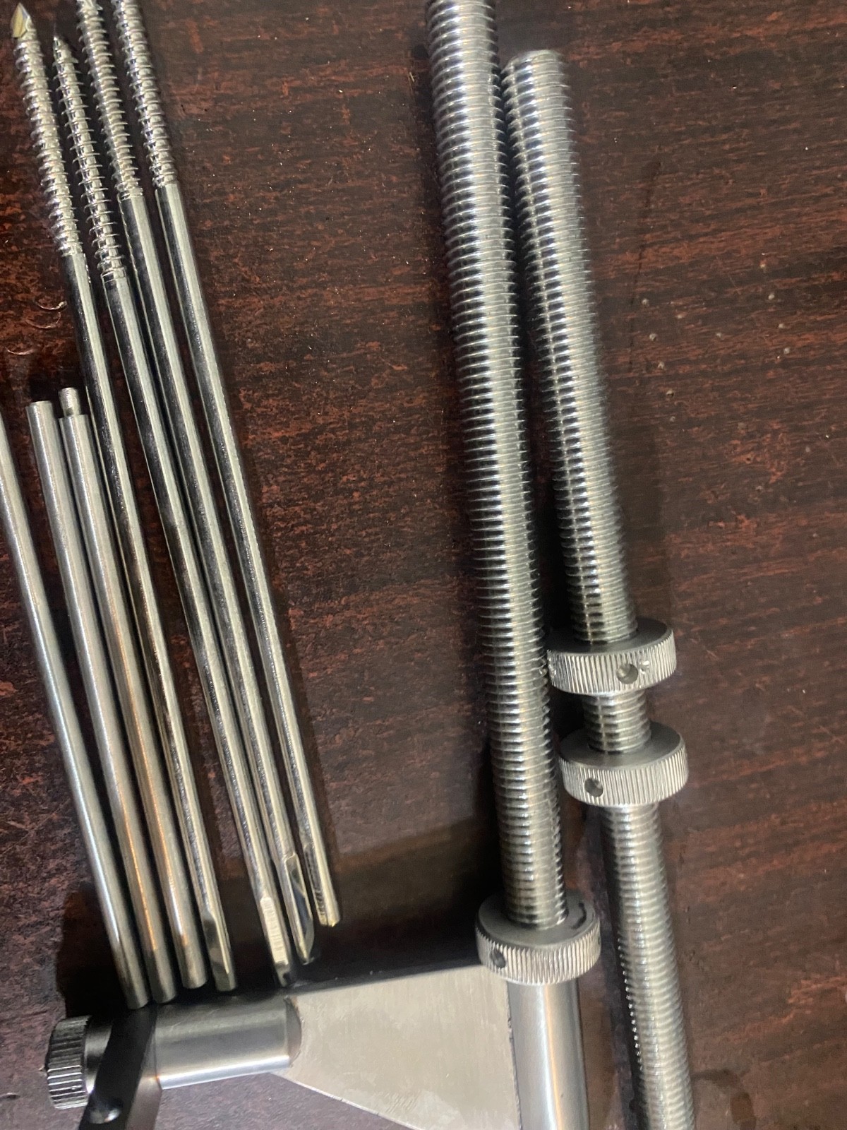 Femoral Distractor Surgical instruments stainless steel one complete set