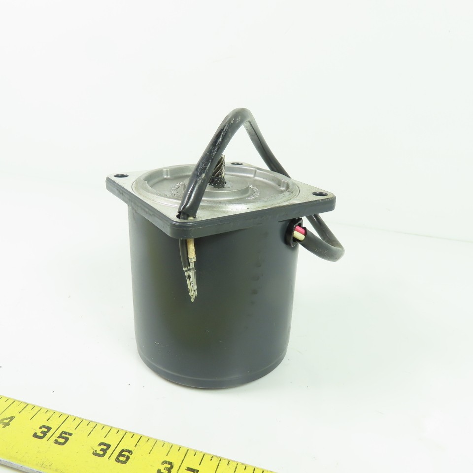 Oriental Motor 4RK25GN-CW Reversible Motor 200-230V 1450RPM 25W