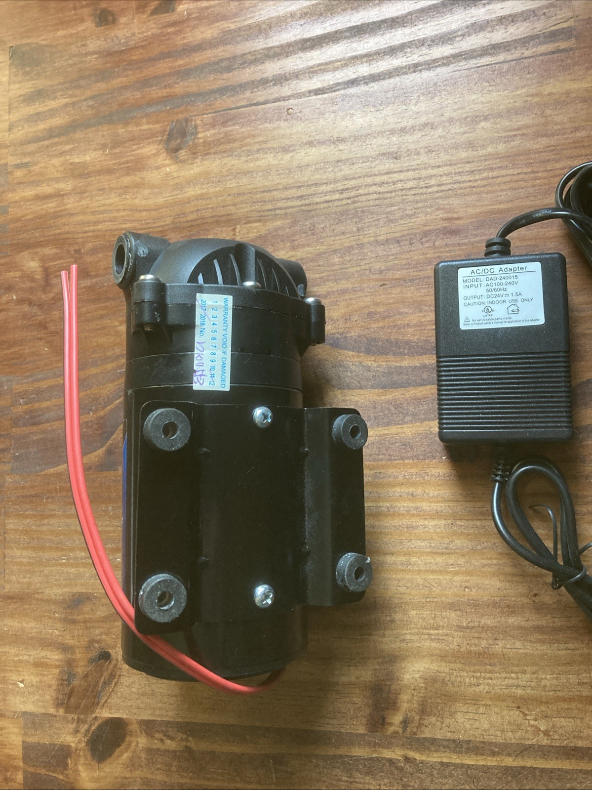 Diaphragm Pump 24v GMP 78 24 12-070059. Flow 15,6GPH 100PSI. Ac/Dc Adapter 110v.