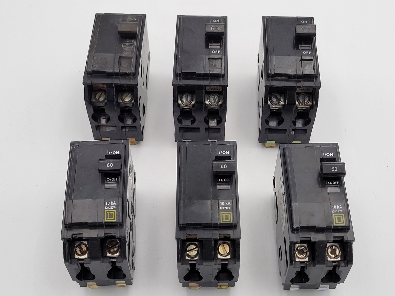 Square D QO260 60 A 2-Pole Plug-On 120/240V Circuit Breaker Type QO USED