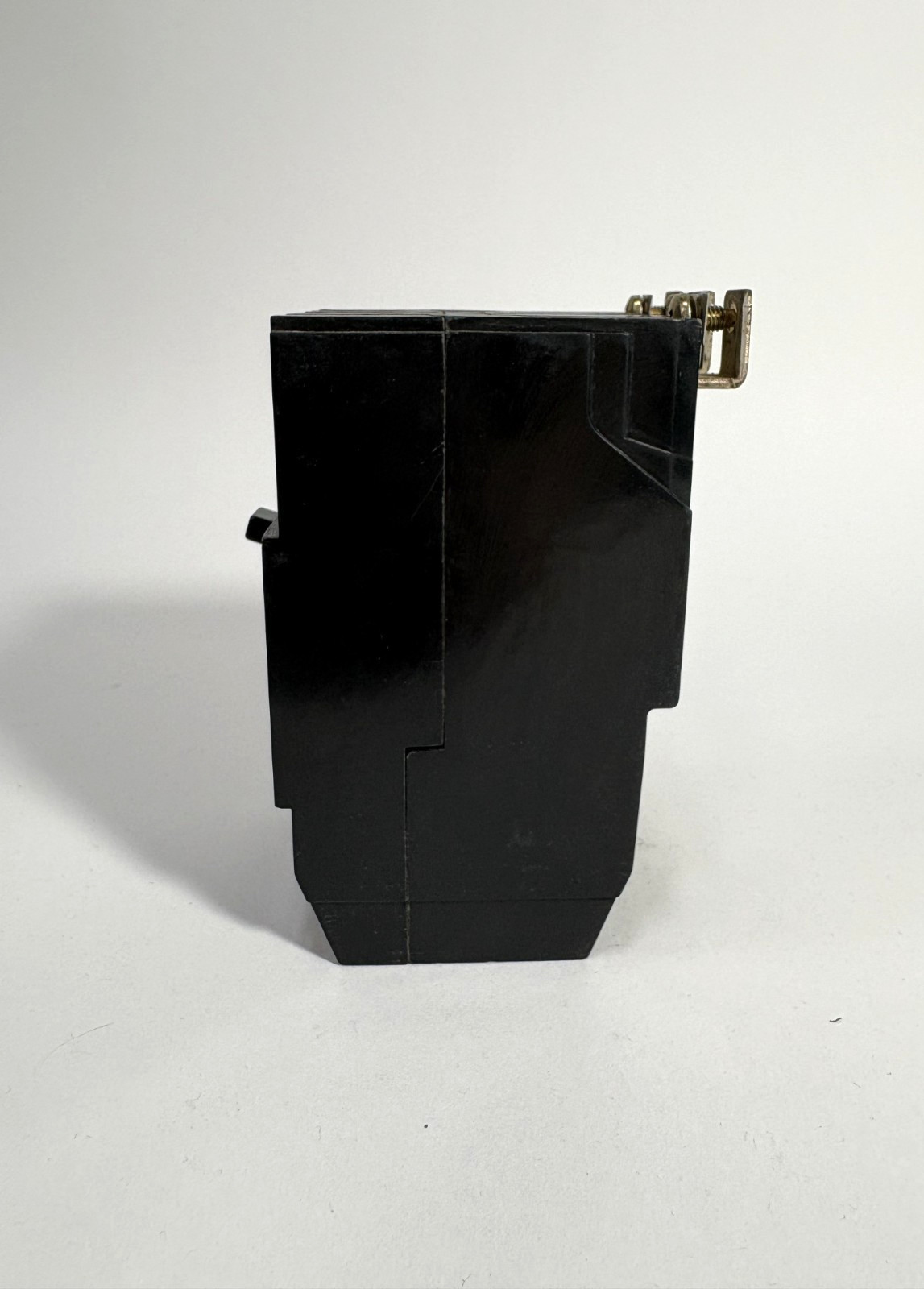 General Electric TEY360 Type TEY MO2 3 Pole 60A 480V Molded Case Circuit Breaker