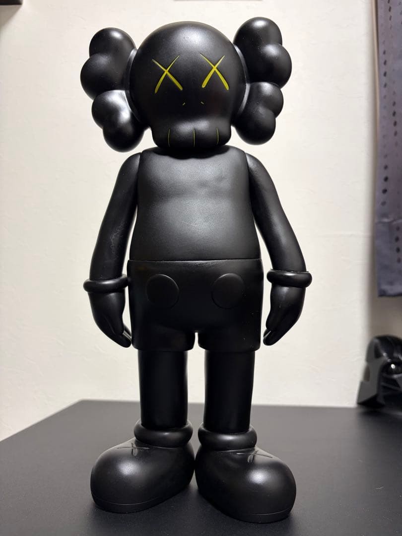 KAWS COMPANION 36cm KAWS Black MEDICOM TOY