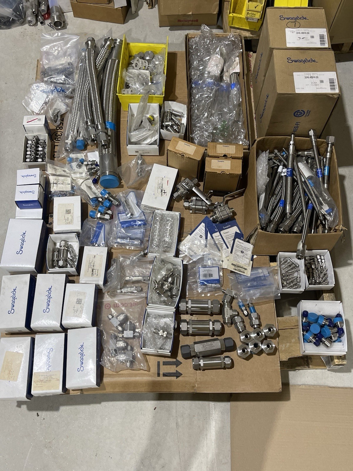 Lot Of Swagelok Fittings, Hoses, Valves, Filters, SS Stainless Steel, HC C-276