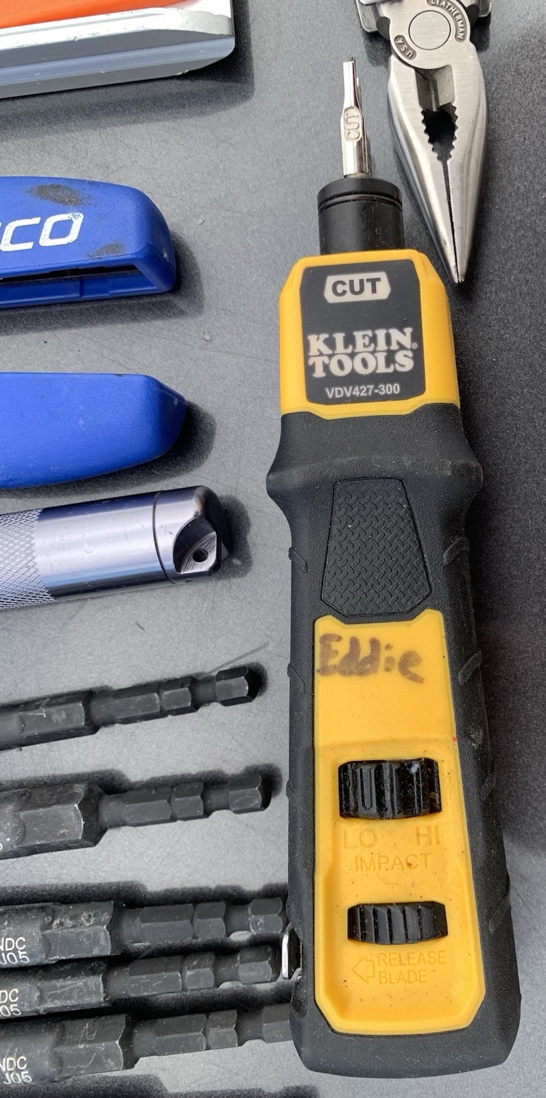 NICE Low Voltage Tool Kit CAT 6 Coax RJ-45 Crimpers Snips Keystone Sockets Bag