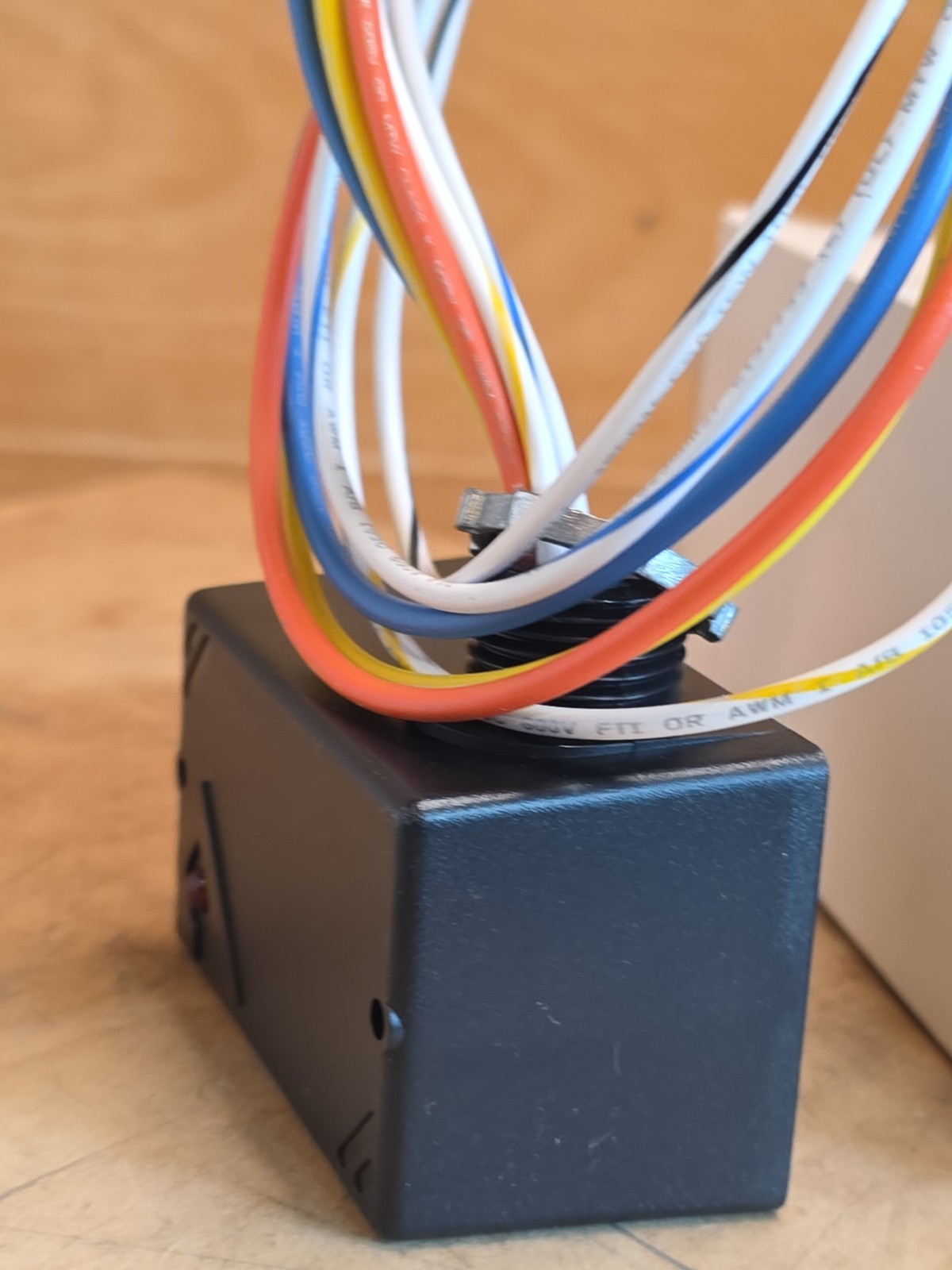 Victory 100 SPDT RELAY, Hawkeye 908 135A digital current Switch Motor Control