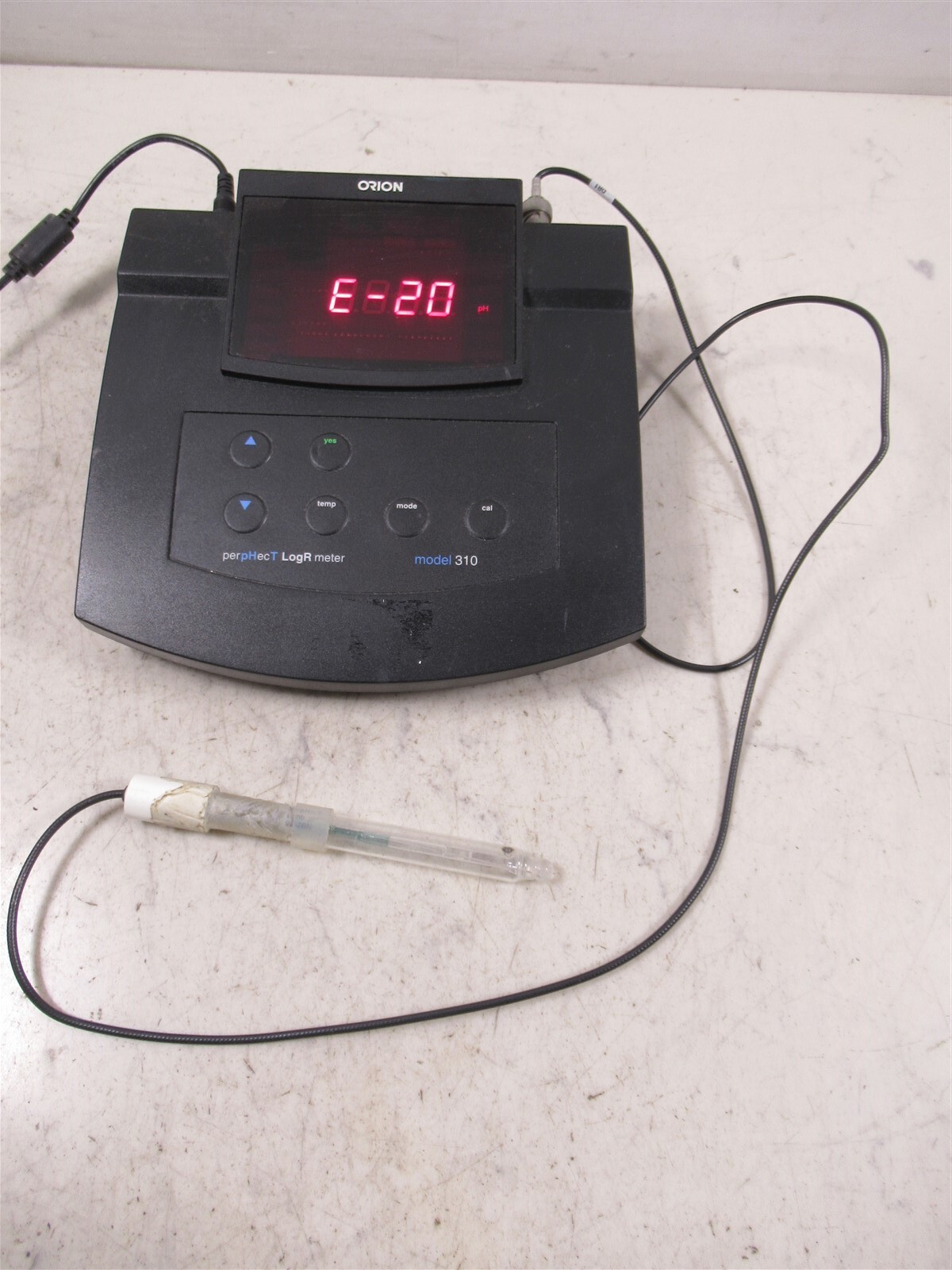 Orion Perphect Logr Meter Model 310 PH Meter Laboratory Benchtop Unit Potrable