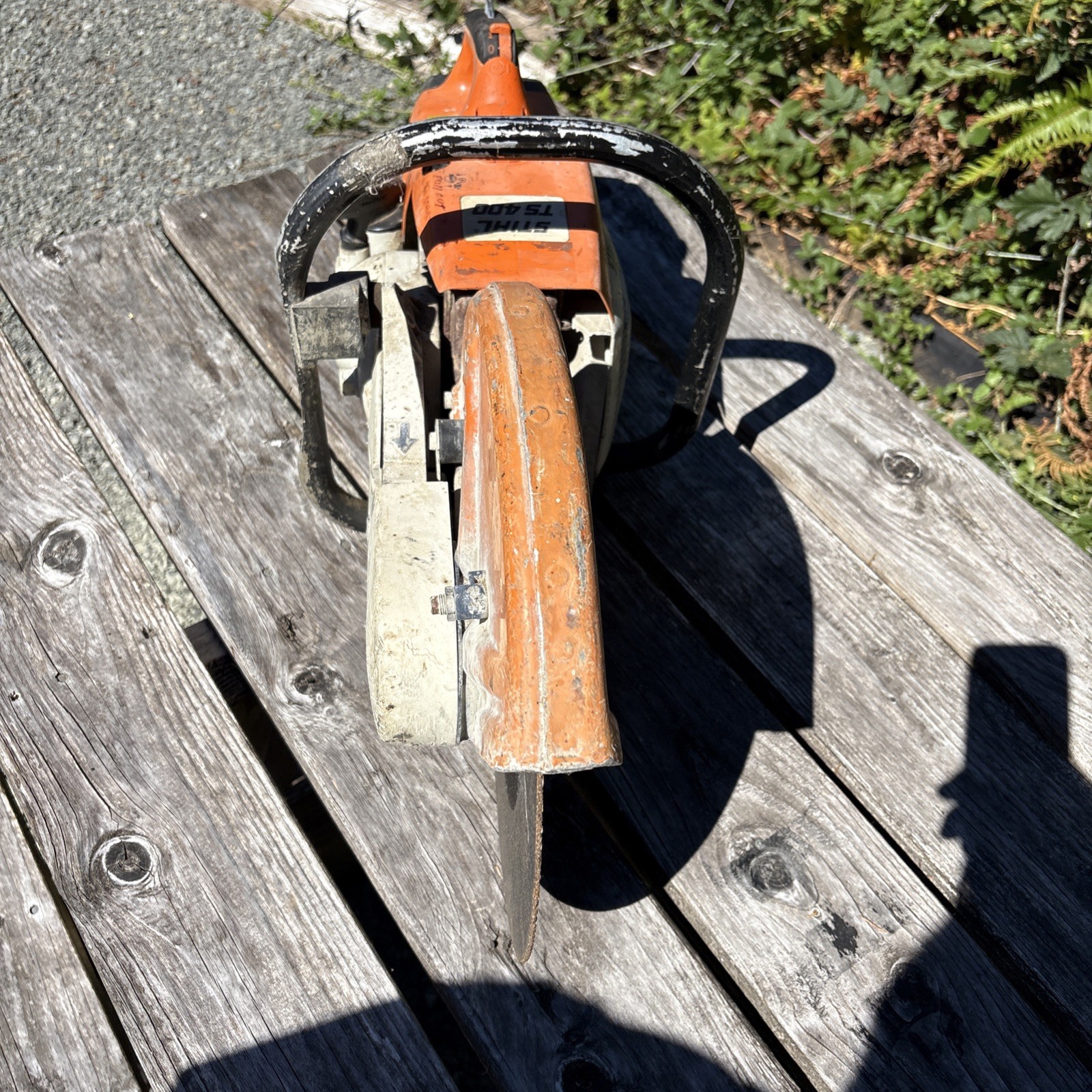 STIHL TS 400 Gasoline Handheld Cut-Off Concrete Saw, 14 in Max Blade Works Well