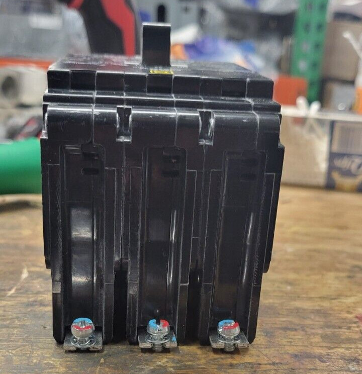 Square D EDB34035 Circuit Breaker New Out Of Box