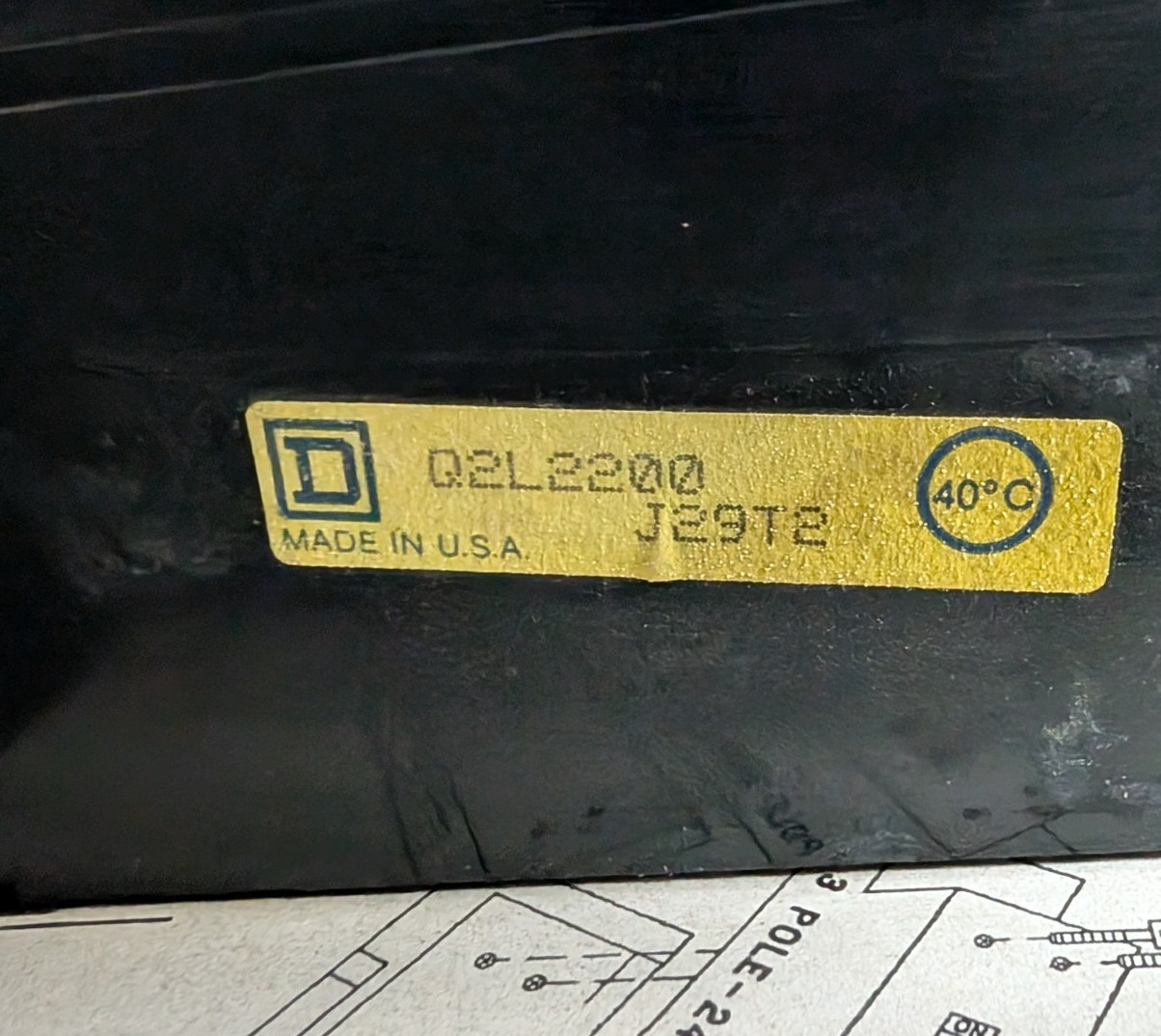 🤪 SQUARE D 200 AMP ENCLOSED CIRCUIT BREAKER 120/240 VAC 2P Q2L2200