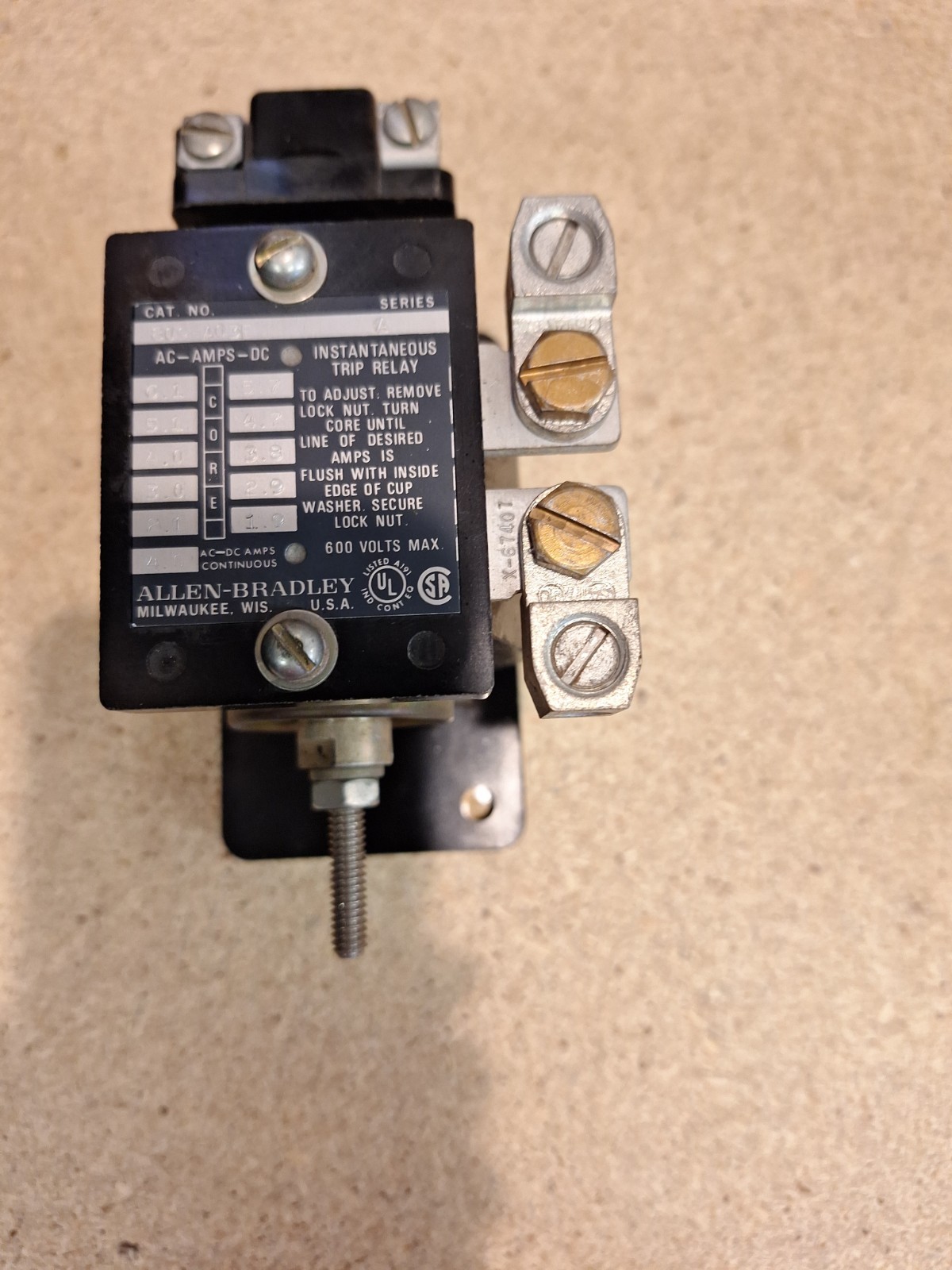 Allen Bradley 809-A12E Instantaneous Trip Relay A33 NEW shelf wear