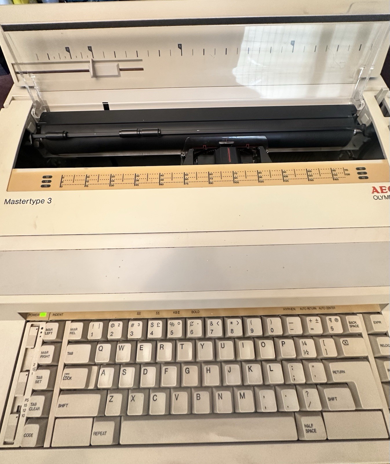 Olympia Mastertype 3 EW-1000 Electronic Typewriter Correction – Clean / Tested!